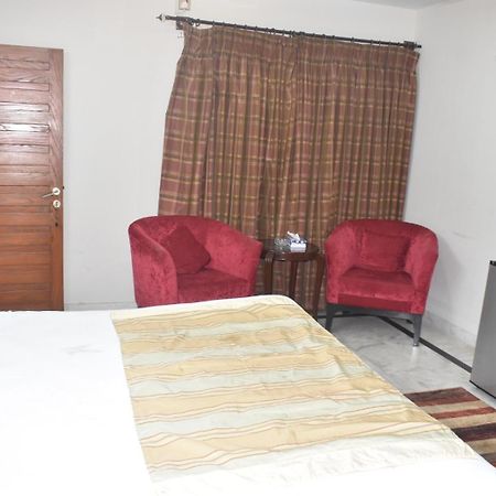 Pyramid International Guest House Islamabad Exterior foto
